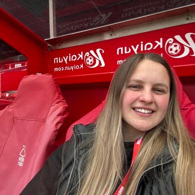 ChloboMatthews's profile picture. @femalegkcoach 💜