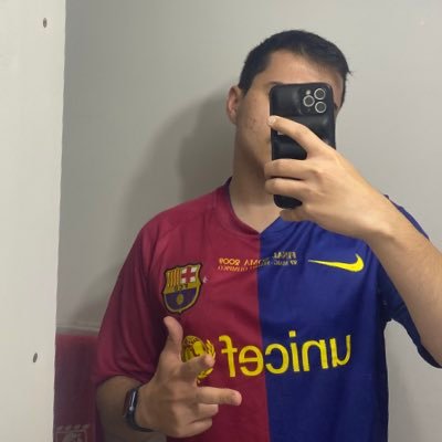 Schafeeer's profile picture. 23 | 🇧🇷🇨🇴🇬🇧 | Computer Science 💻 Football ⚽️