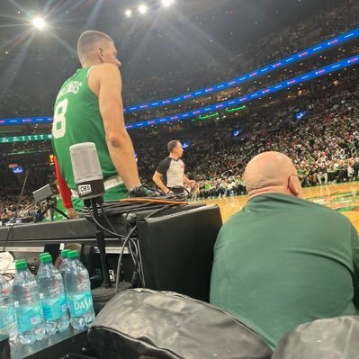 Real life sith. Been to Monday night raw, twice. 1x DUl convict. $100,000 between 24' 25' CFB nattys. March Madness 100k challenge 21 years ⬇️ old
