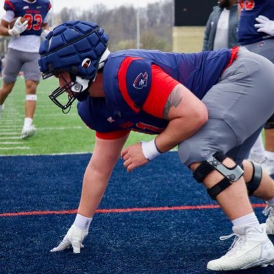 DylanSees3's profile picture. R-FS Center/ Guard in Transfer Portal