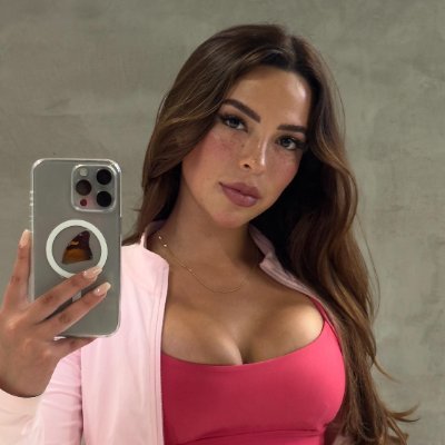 22 ans 🇫🇷 Ta petite brune d'1m60 préférée 🐣 Pour les curieux c'est ici 👇