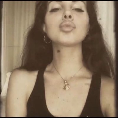 e_milia_b's profile picture. histerica neurotica y obsesiva