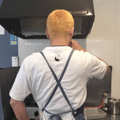 いなりとおばんざい酒場「うまいもんや」のキッチン担当のタクヤです。お店のX担当を命じられました。宜しくお願いいたします。 OPEN:12:00〜22:00、金曜日:16:00〜22:00、日曜日:12:00〜20:00、店休日:水・木曜日