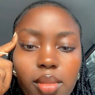 Virtual Assistant||Content Creator||Video Editor|| Creative||Social Media Manager. Lover of women 😍follow me on instagram now! owner - @shop_luxe_