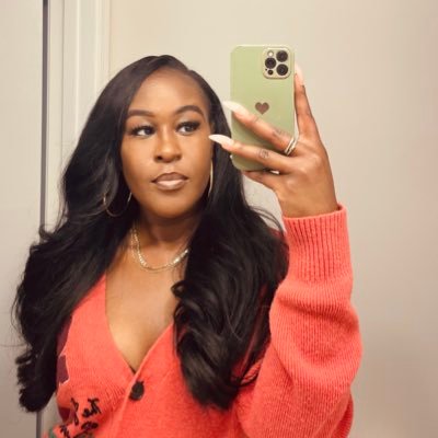 nyc | dmv . 1913♥️ . lover of hugs, sunsets & all things motivational. I love & work w/ hotels. @HerHumbleAbode (here & there)
