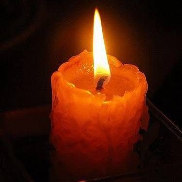 Observateur attentif de notre époque, je prête ma plume pour éclairer les esprits, éveiller les consciences et fortifier les liens entre nous.