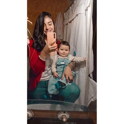 23❤
*Tres Arroyos
*Cipolletti
Amorcito d mamá 06/06/2022 👼
Mamá de Milo Simón Molina❤️🩹