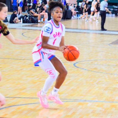 Brand Ambassador For Grind Elite Threads 🏀 Banner Roll Student/Athlete🏀 Class of 2029🏀 POINT GUARD🏀 7th grade high school varsity starter🏀