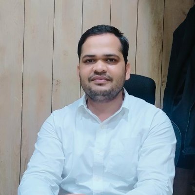 YogeshS31359274's profile picture. Advocate
Civil Court Ghaziabad
 NOTE -मेरे किसी भी संदेश/Re-Tweets का मतलब किसी को दुःख पहुचाना नही है।
Jai Hind Jai Bharat @