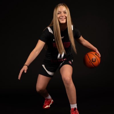juli_loy2026's profile picture. 5’7 | 2026 | CG | SouthWest Premier 17U EYCL | Dream City Christian School National | Gilbert flag football #11 WR/C