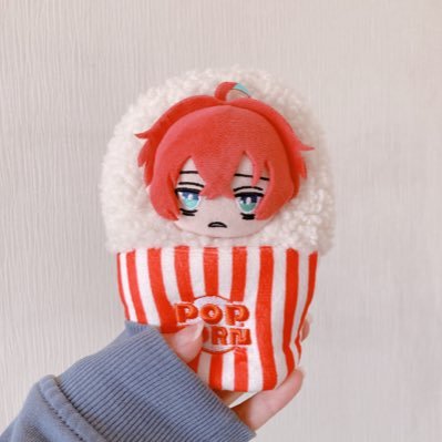 ninon_nui's profile picture. 色々雑多/たまにぬい服小物作る🫧/すごくオトナ成人済み/絵はほぼ無/🎤