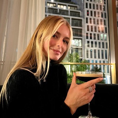 Erin_Jones48's profile picture. US🔥🔥👍 With God, everything is possible!!!💯👍👍
I just want to meet interesting people！！！！！