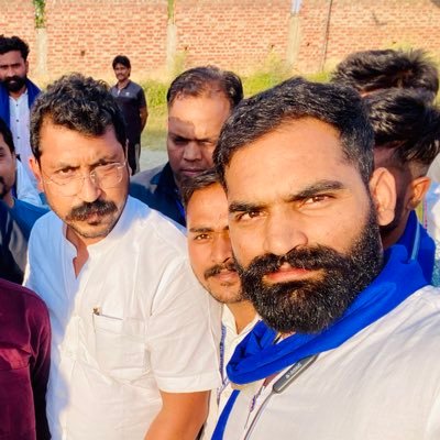 ज़िला संगठन मंत्री भीम आर्मी आज़ाद समाज पार्टी का: & physical education teacher