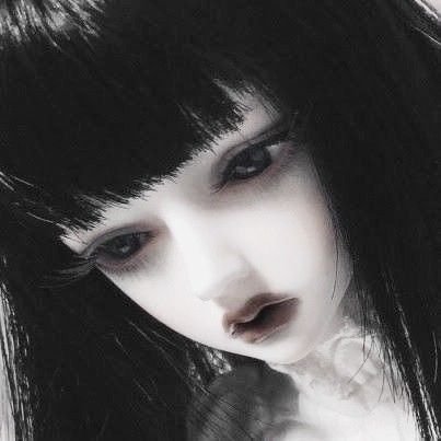 Pendragon_888's profile picture. ⚝ 𝑪𝒓𝒆𝒆𝒑𝒚 𝒂𝒏𝒅 𝒔𝒘𝒆𝒆𝒕  🦇  𝑽𝒂𝒎𝒑𝒊𝒓𝒆'𝒔 𝒍𝒐𝒗𝒆𝒓 ⚝