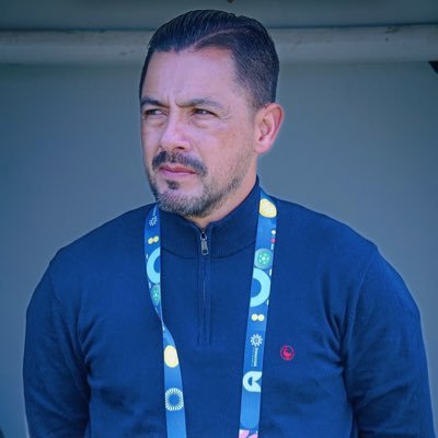 coachnestor's profile picture. Valluno - Entrenador/DT/formador de fútbol. Donde vaya, al futbolista siempre el BALÓN. 🇨🇴🇪🇸🇨🇳