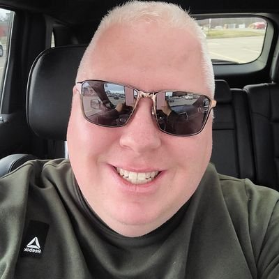 Former State Coordinator for two presidential campaigns. Libertarian-Left Independent