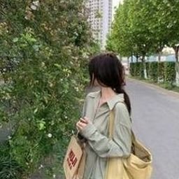 Jaljom2666154's profile picture. 