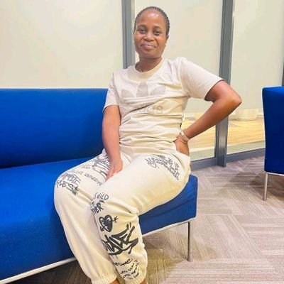 MonareCecilia1's profile picture. https://t.co/qtv1L2Axcf