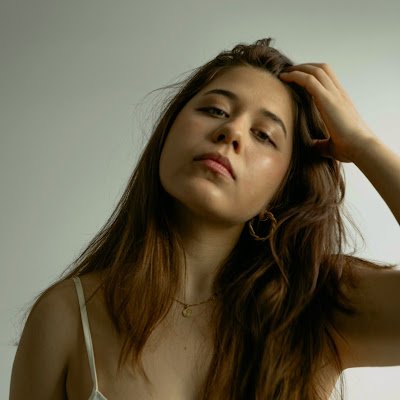 YolitaPanova's profile picture. ⚘ Existential AF.  Weirdly human.
⎊ Helping creators stay conscious while the world goes artificial.
△ Build a business that evolves as you do.
