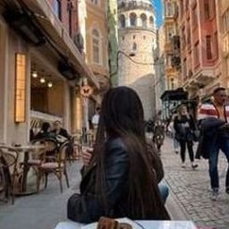 Woumi878256's profile picture. 