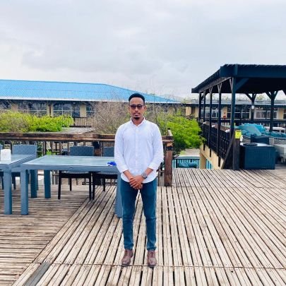 Senior Staff for @Agosomalia, Country Representative for @EcofriendlyA Owner https://t.co/7ePmsmD0zZ Media and Communications, #blogger, #Arsenal fun.
