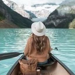 Crirxoo766's profile picture. 生活には儀式感が必要で、水1杯でも好きなコップを使う。