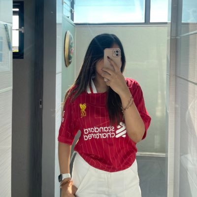 Herfaveiguess's profile picture. that girl who’s stressed over things she can’t control