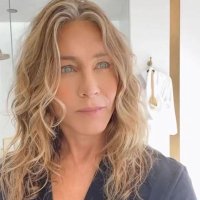 Jennifer Aniston (@evil225533) 's Twitter Profile