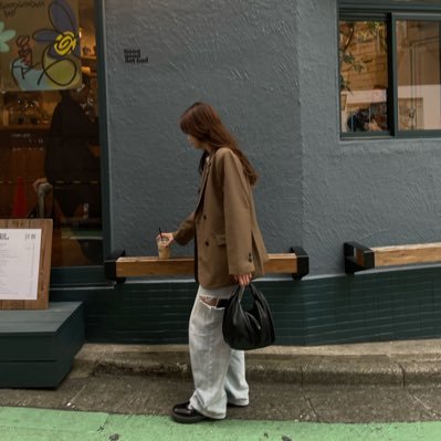 08___yui's profile picture. 毎日カフェラテ飲みたいし雰囲気だけでも映えたい人です🥱