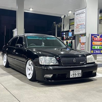 120系マークX乗ってました.JZX100チェイサーツアラーV乗ってました.元日向チェイサー LS460乗ってました.JZS171アスV乗ってます セカンドでE52エルグランドライダー 仕事で17レンジャー増トン8888番乗ってます。123工房制作車9999style また1Jに戻って来た✌️やっぱりアイドルが好きな男