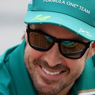 aloonsomania's profile picture. 