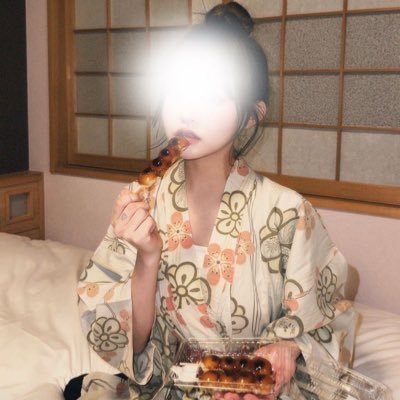 xjbwm64489711's profile picture. 下町の老舗出身"あん蜜”と申します🍡🌸手塩にかけられた箱入り娘💃気付けばひっそりセラピストに😘🫧立派に育った豊満ちゃん🫘蜜がとろけて大〇〇❣️お問合せはLINEから📧♡ https://t.co/y3F8E2prHv