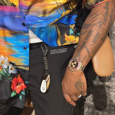 JagunaH72342's profile picture. I was born to this life without my permission 😩30BG 🇧🇪5IVE💿 DAVIDO THE GOAT 🐐❤️❤️🐐