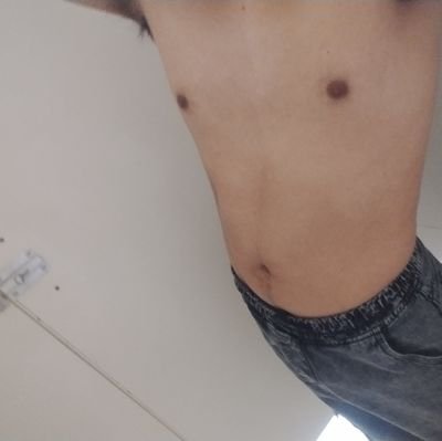 _Your_SweetyBoy's profile picture. 🇵🇪 | 18🍑
Latín, sweety boy