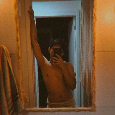Perfil destinado a Pensamentos, Poemas, Reflexões, Citações e um pouco da minha vida.
@srhenrycarvalho 💞
Welcome.