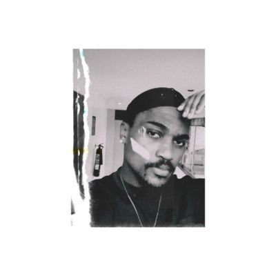 adamsgray_'s profile picture. | Creative Graphic Artist | FX trader | Portrait Photographer | Economics📈 |✉️:adamsdoyinn@gmail.com | ⁶𓅓