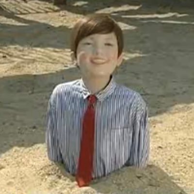 edvard_lily's profile picture. 