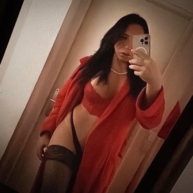 KeittyParis's profile picture. https://t.co/rBaW9u0soJ