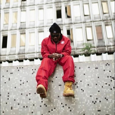 EmmanuelQuartz's profile picture. Even when I go through the pain whether shine or rain one thing got me moving on.. cos my sorrows will be gone away tomorrow.. Who Jah Guides👏🏾🕊️