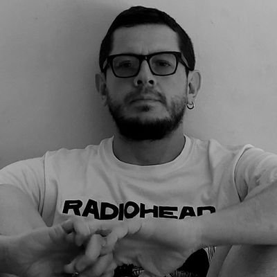 Mis opiniones no me representan, tampoco a la empresa para la que laboro.