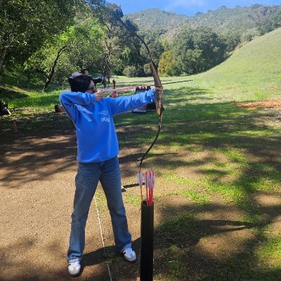 Candicesusz's profile picture. Pull the bow to its full length and relax.
Love nature, archery and free walking.
Life is like aiming, and every pull of the string is a self-dialogue. 🏹
Find
