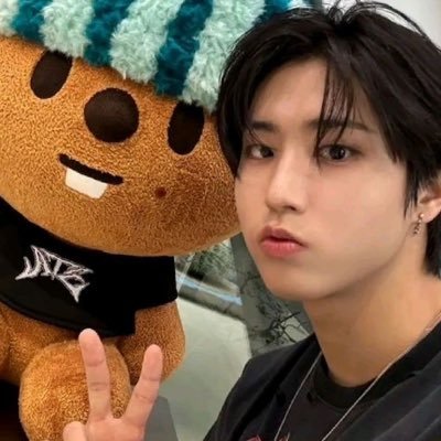 eu e han fazendo bolinhos enquanto rimos da cara de vcs