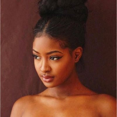 thataworigirl's profile picture. May my self control not fail me 😑