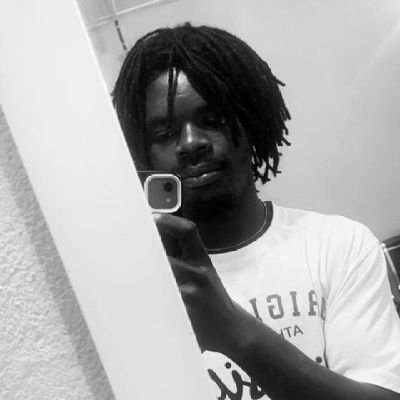 🎭Take any job until you find your dream job, because pride won't buy you weed.👑
90s music ❤️
Stoner🥴
Introvert 🌚
Weird to chill with 😒
hairstylist