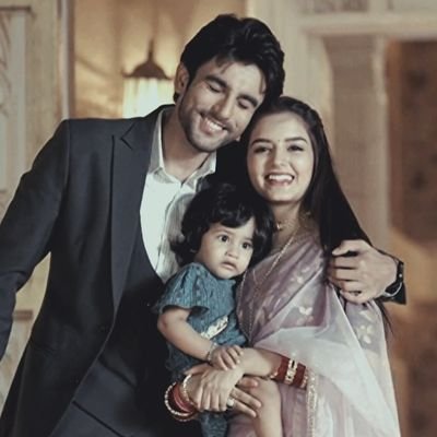 loverbyheart_'s profile picture. 𝐻𝑜𝑝𝑒𝑙𝑒𝑠𝑠𝑙𝑦 𝑟𝑜𝑚𝑎𝑛𝑡𝑖𝑐.                                                       
𝐶𝑟𝑖𝑐𝑘𝑒𝑡 𝐹𝑎𝑛𝑎𝑡𝑖𝑐.    
𝐶𝑤 : 𝐷𝑜𝑟𝑒𝑒 2