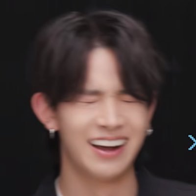 leeheeheezzz's profile picture. 영원히 엔진 OT7