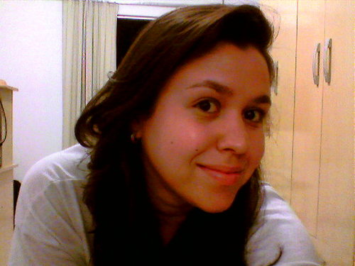 cintiamaro's profile picture. jornalista 
estudante de programação
costureira por correspondência
mãe neurotica 
palpiteira
curiosa
tenho um dente de leite
sem ponto nem vírgula mesmo