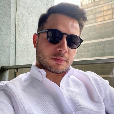 BarisDemet's profile picture. Beşiktaş JK 🦅 Sailor ⚓️ 🇹🇷🇲🇾🇸🇬🇦🇪🇮🇳