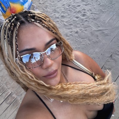 i think for a living. north african, strategy consultant, comms professor, AI magician, futurist, PR, writer @mediacatmag + founder at @CASANEGRASTUDI0
