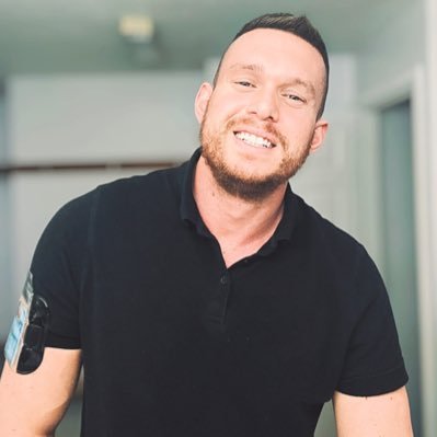 Security Worker. Fitness. 🌶️. https://t.co/LS4LwkUUzf Brand new OF creator, 45% off for first few subscribers